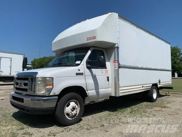 Ford E-350 Skapbiler