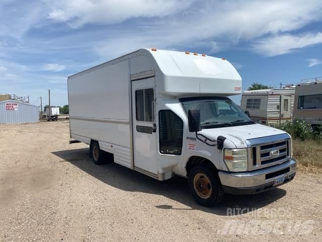 Ford E-350 Skapbiler