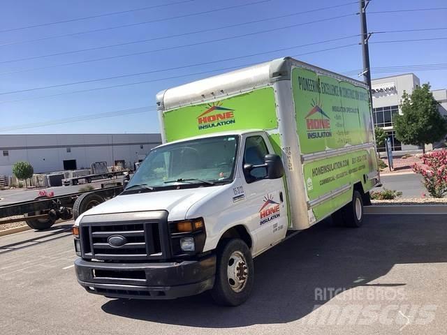 Ford E-350 Skapbiler