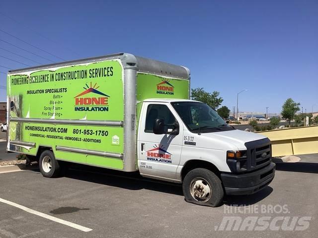 Ford E-350 Skapbiler