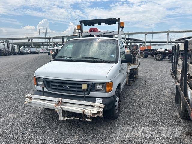Ford E-350 Kommunalt / generelt kjøretøy