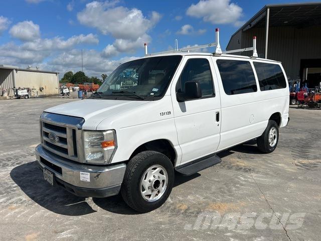 Ford E-350 Personbiler