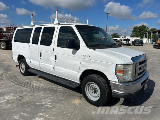 Ford E-350 Personbiler