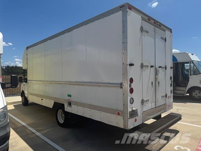 Ford E-350 Lette lastebiler