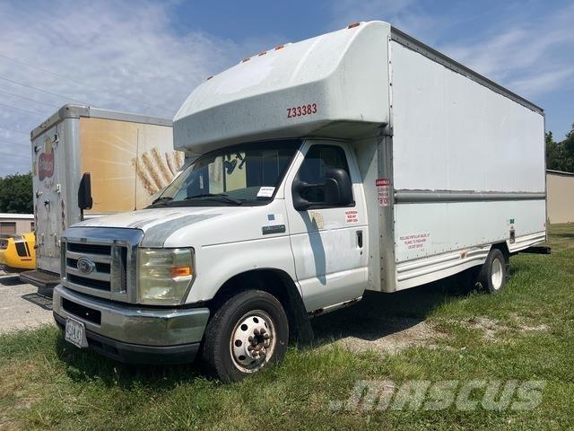 Ford E-350 Lette lastebiler
