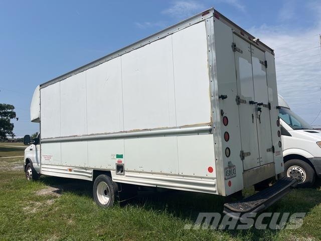 Ford E-350 Lette lastebiler