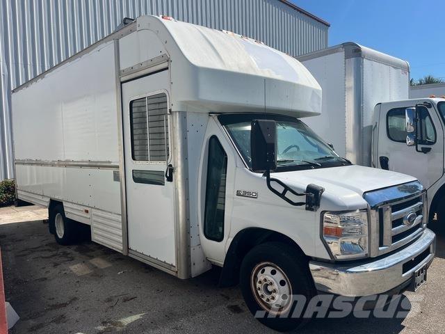 Ford E-350 Lette lastebiler