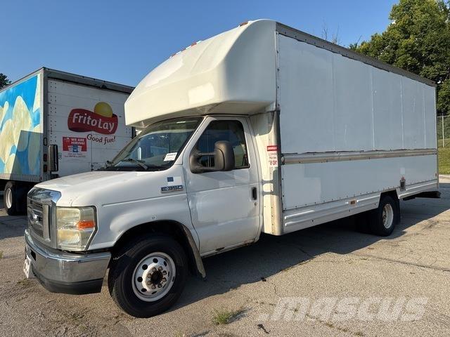 Ford E-350 Skapbiler
