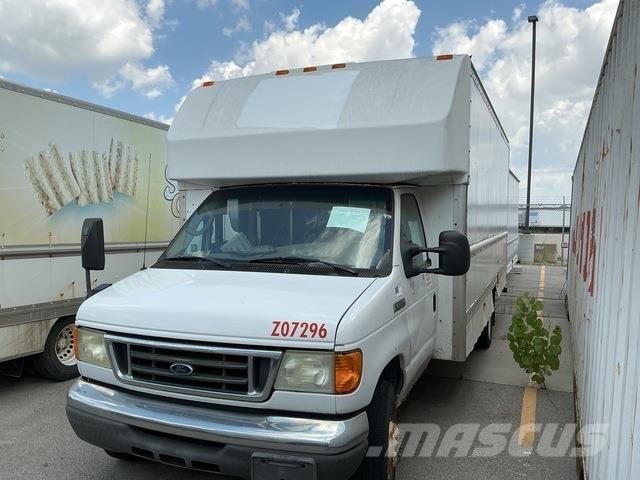 Ford E-350 Skapbiler