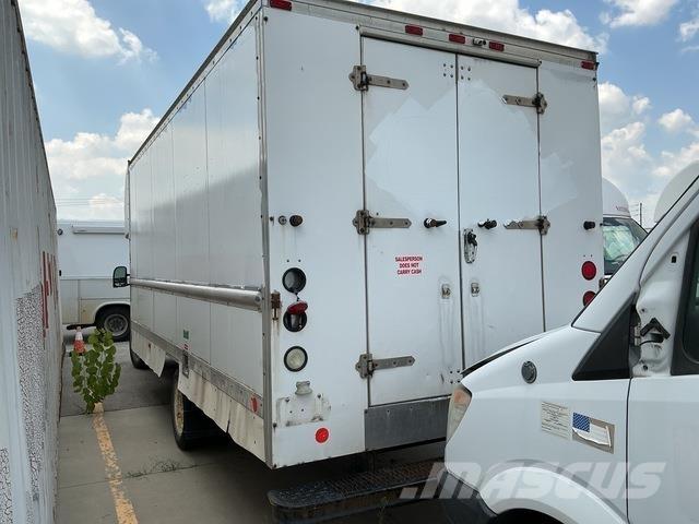 Ford E-350 Skapbiler