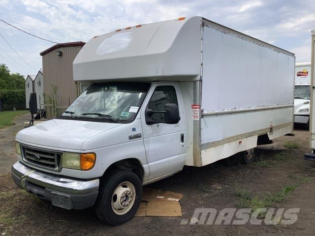 Ford E-350 Lette lastebiler