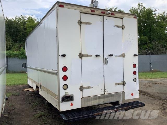 Ford E-350 Lette lastebiler
