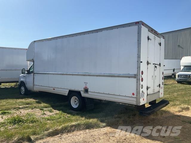 Ford E-350 Skapbiler