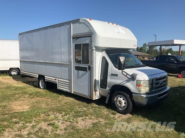 Ford E-350 Skapbiler