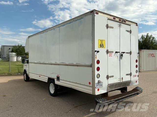 Ford E-350 Skapbiler