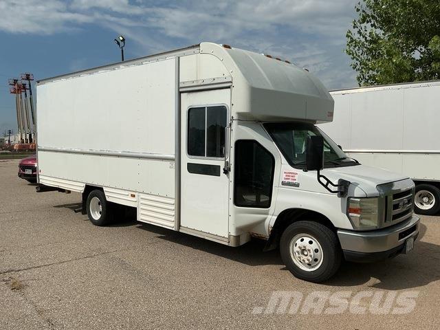 Ford E-350 Skapbiler