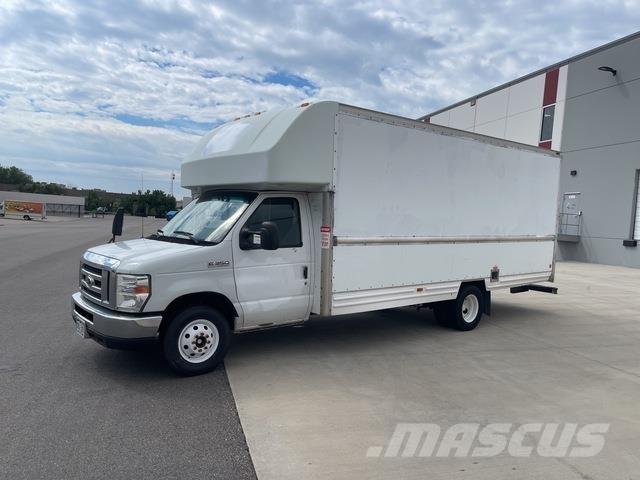 Ford E-350 Skapbiler