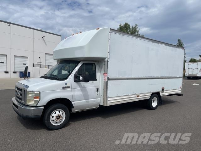 Ford E-350 Skapbiler