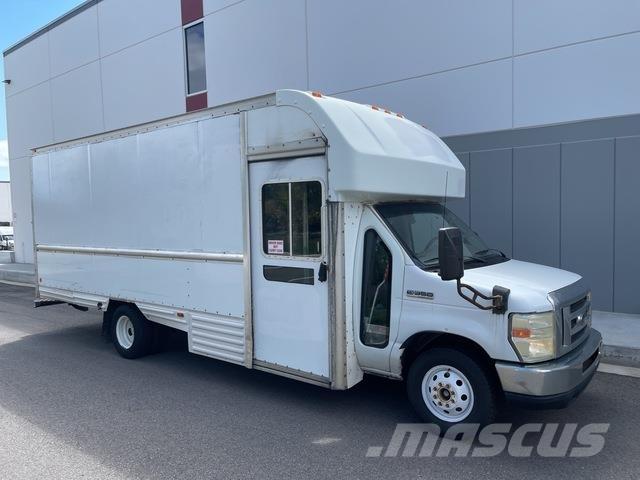 Ford E-350 Skapbiler