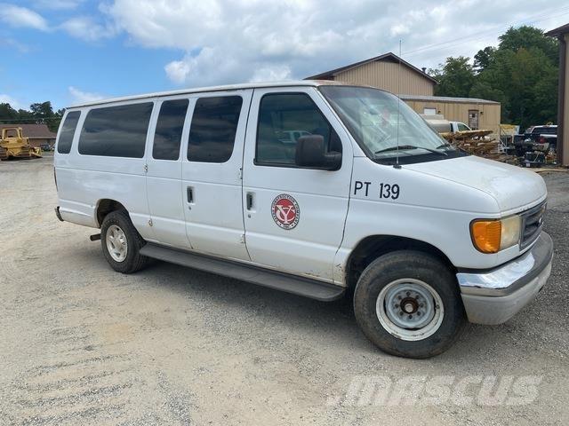 Ford E-350 Personbiler