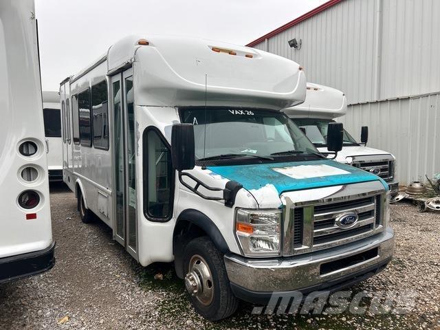Ford E-350 Minibusser