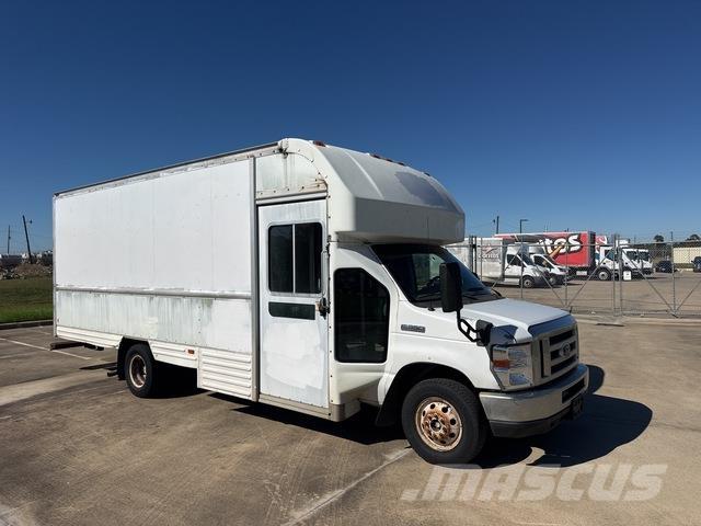 Ford E-350 Skapbiler