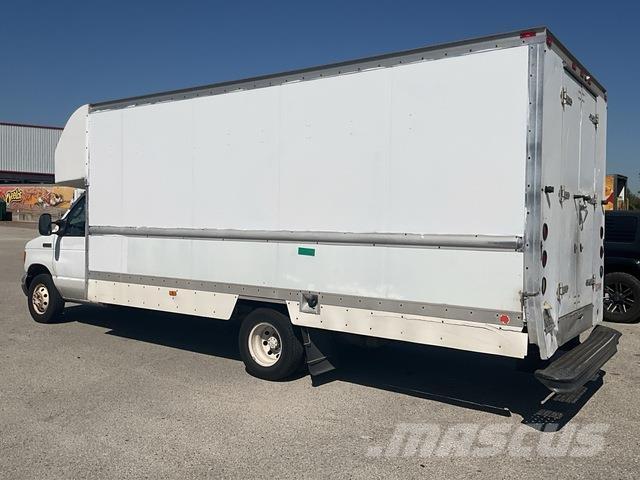 Ford E-350 Skapbiler