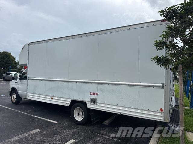 Ford E-350 Skapbiler