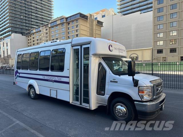 Ford E-450 Minibusser