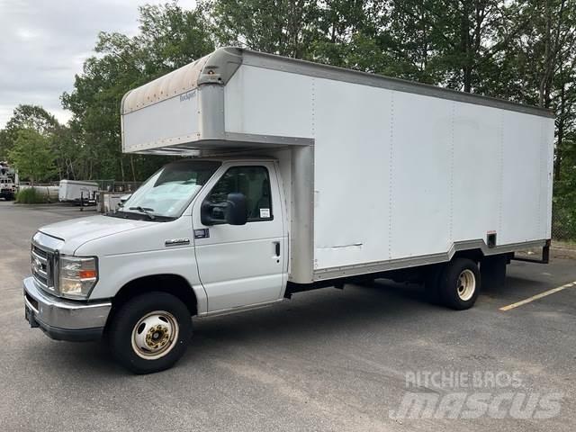 Ford E-450 Skapbiler