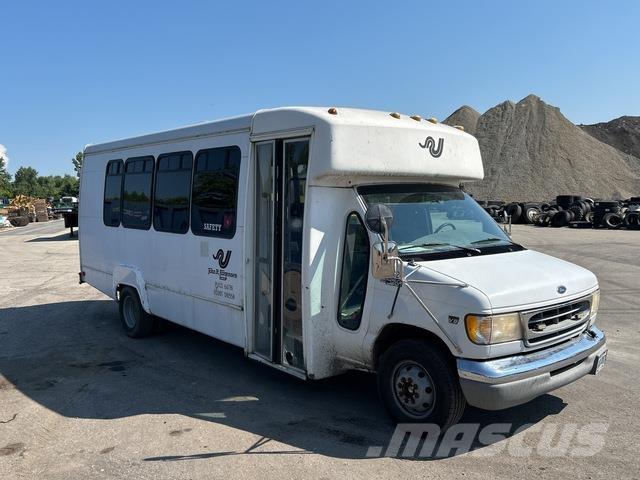 Ford E-450 Minibusser