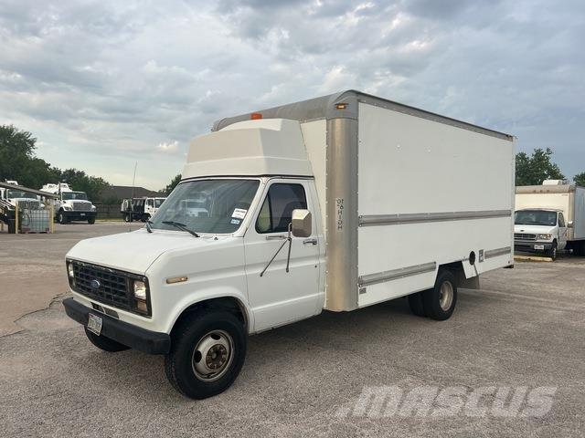Ford E350 Skapbiler