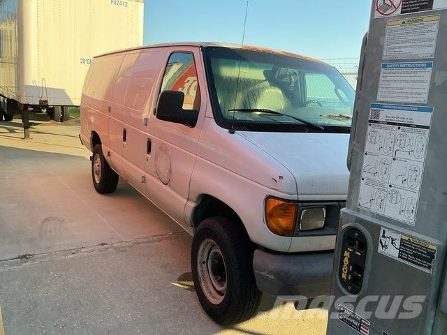 Ford E350 Skapbiler