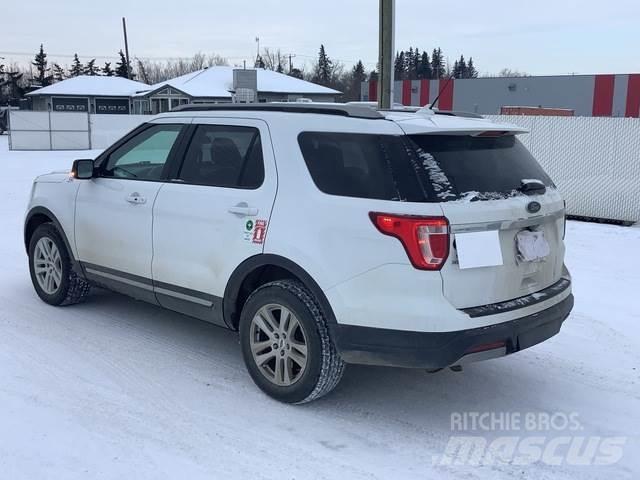 Ford Explorer Personbiler