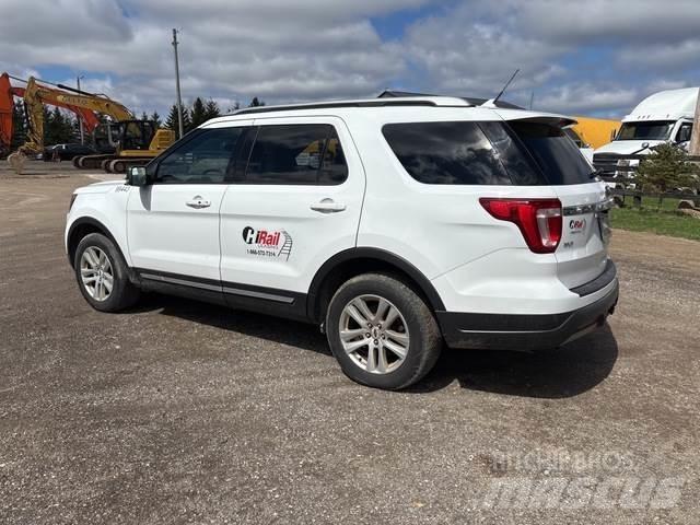 Ford Explorer Personbiler