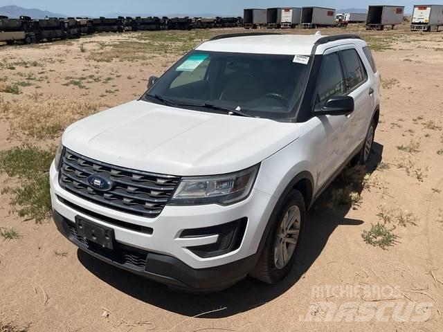 Ford Explorer Personbiler