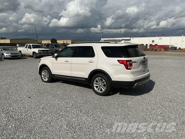 Ford Explorer Personbiler