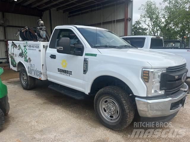 Ford F-250 Anlegg - Annet