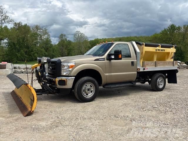 Ford F-250 Snøploger- og skjær