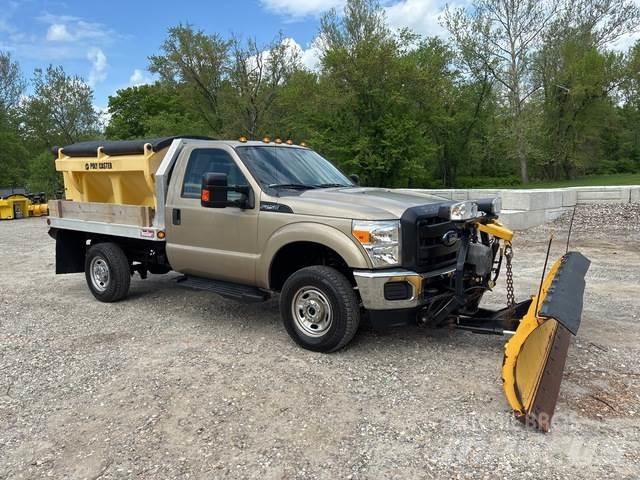 Ford F-250 Snøploger- og skjær