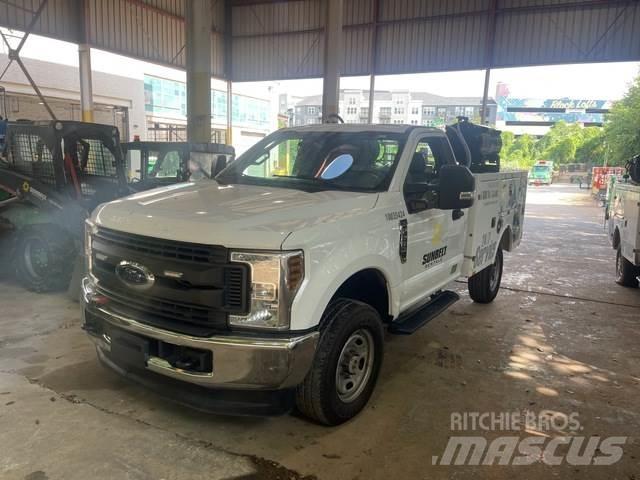 Ford F-250 Kommunalt / generelt kjøretøy