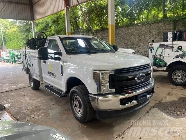 Ford F-250 Kommunalt / generelt kjøretøy