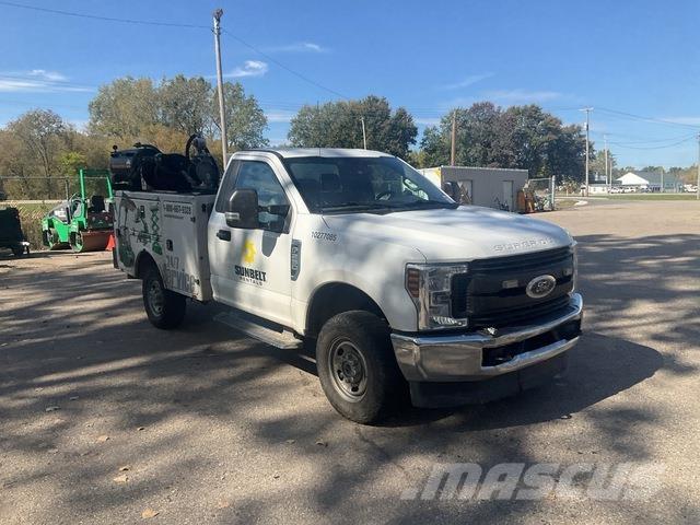 Ford F-250 Kommunalt / generelt kjøretøy