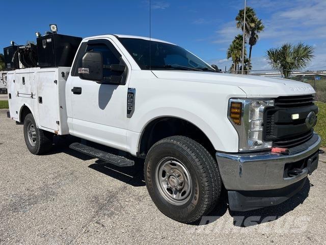 Ford F-250 Kommunalt / generelt kjøretøy