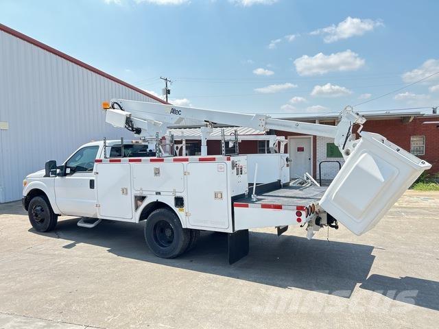 Ford F-350 Bilmontert lift