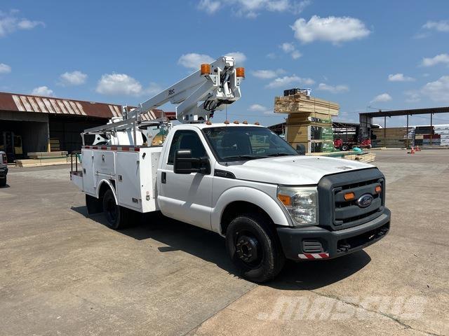 Ford F-350 Bilmontert lift