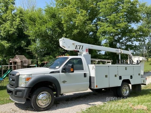 Ford F-450 Bilmontert lift
