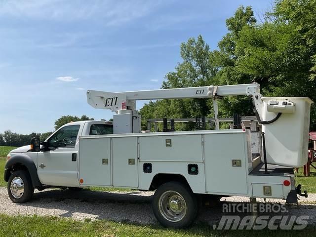 Ford F-450 Bilmontert lift