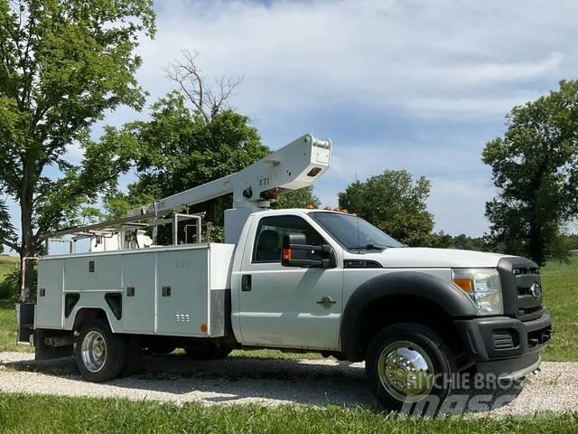 Ford F-450 Bilmontert lift