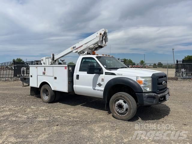 Ford F-450 Bilmontert lift
